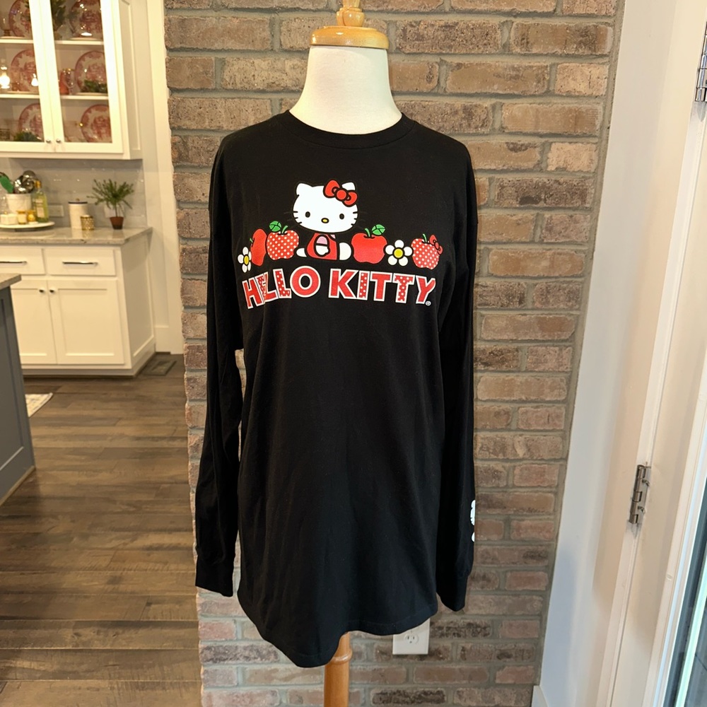 ✨NWOT✨ Hello Kitty Sanrio Black Long Sleeve Tee T-Shirt Apples Polka Dots Floral